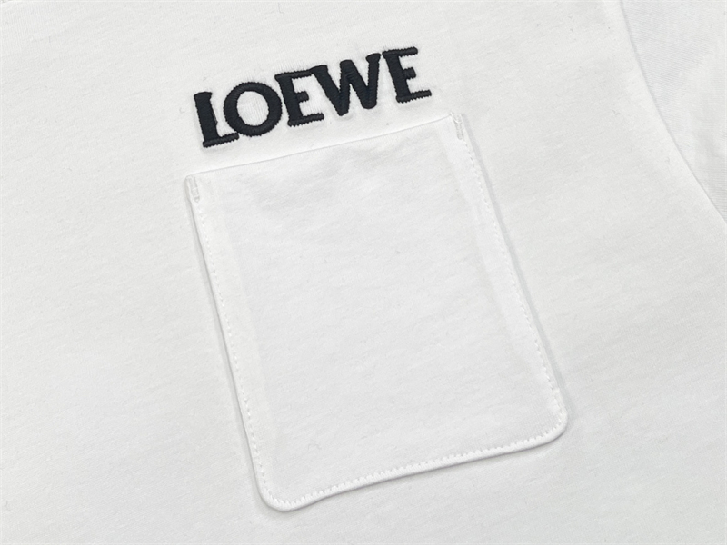 로에베 로에베 포켓 로고 릴랙스 핏 코튼 티셔츠 레플리카 11번 이미지 - 의류 | 세미샵 레플리카 사이트