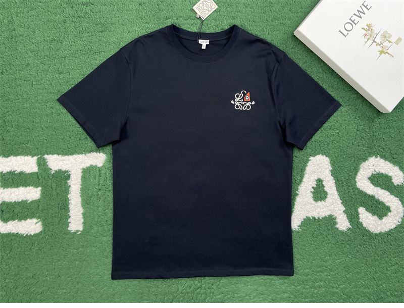 로에베 로에베 퓨처리스트 캣츠 아나그램 크루넥 반팔 티셔츠 레플리카 18번 이미지 - 의류 | 세미샵 레플리카 사이트