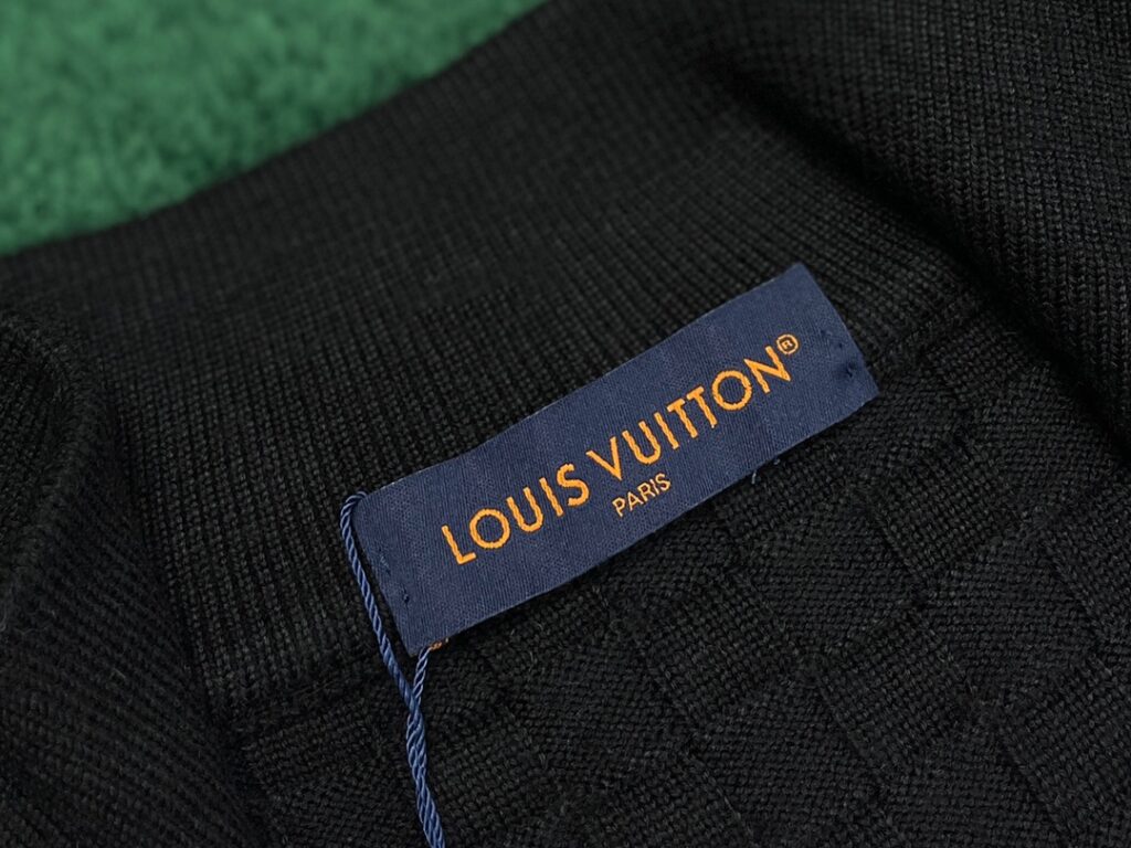 Louis Vuitton 루이비통 다미에 시그니처 프론트 집업 가디건 “2COLOR” 레플리카 9번 이미지 - 의류 | 세미샵 레플리카 사이트