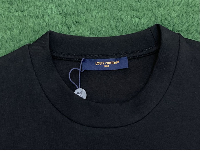 Louis Vuitton 루이비통 라인스톤 LV 엠벨리시드 저지 반팔 티셔츠 레플리카 9번 이미지 - 의류 | 세미샵 레플리카 사이트