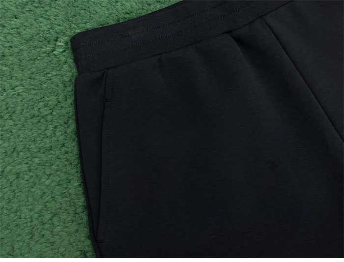 Louis Vuitton 루이비통 라인스톤 LV 엠벨리시드 저지 숏 팬츠 레플리카 8번 이미지 - 의류 | 세미샵 레플리카 사이트