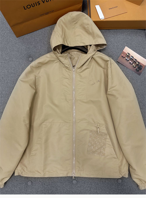 Louis Vuitton 루이비통 리버서블 윈드브레이커 모노그램 3컬러 레플리카 8번 이미지 - 의류 | 세미샵 레플리카 사이트