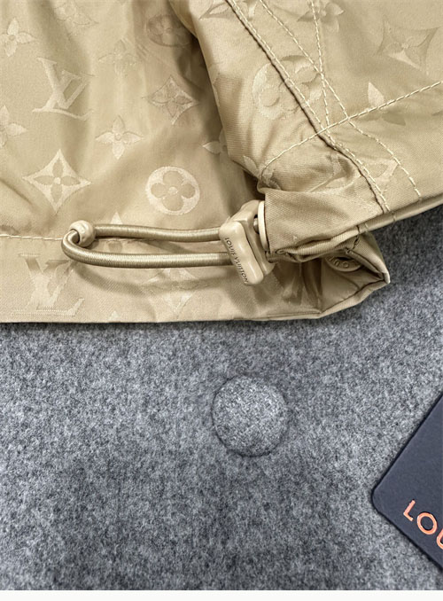 Louis Vuitton 루이비통 리버서블 윈드브레이커 모노그램 3컬러 레플리카 18번 이미지 - 의류 | 세미샵 레플리카 사이트
