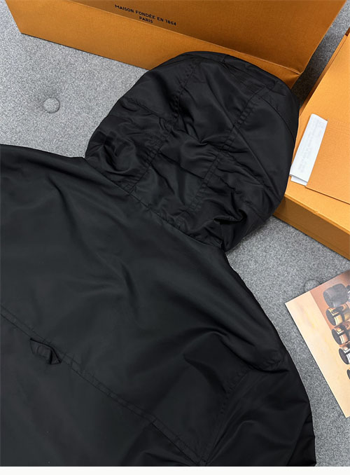 Louis Vuitton 루이비통 리버서블 윈드브레이커 모노그램 3컬러 레플리카 24번 이미지 - 의류 | 세미샵 레플리카 사이트