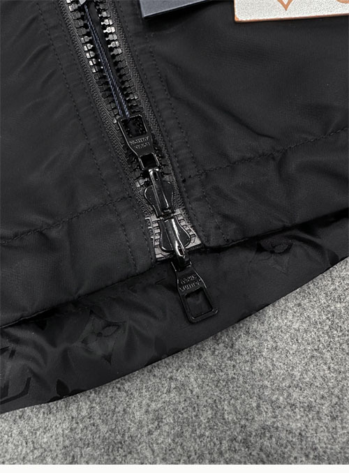 Louis Vuitton 루이비통 리버서블 윈드브레이커 모노그램 3컬러 레플리카 26번 이미지 - 의류 | 세미샵 레플리카 사이트