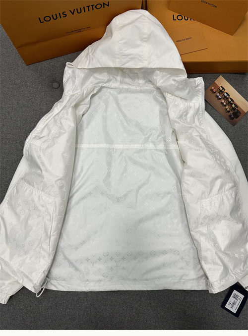 Louis Vuitton 루이비통 리버서블 윈드브레이커 모노그램 3컬러 레플리카 30번 이미지 - 의류 | 세미샵 레플리카 사이트