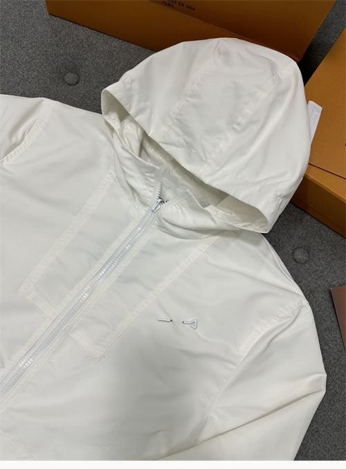 Louis Vuitton 루이비통 리버서블 윈드브레이커 모노그램 3컬러 레플리카 32번 이미지 - 의류 | 세미샵 레플리카 사이트