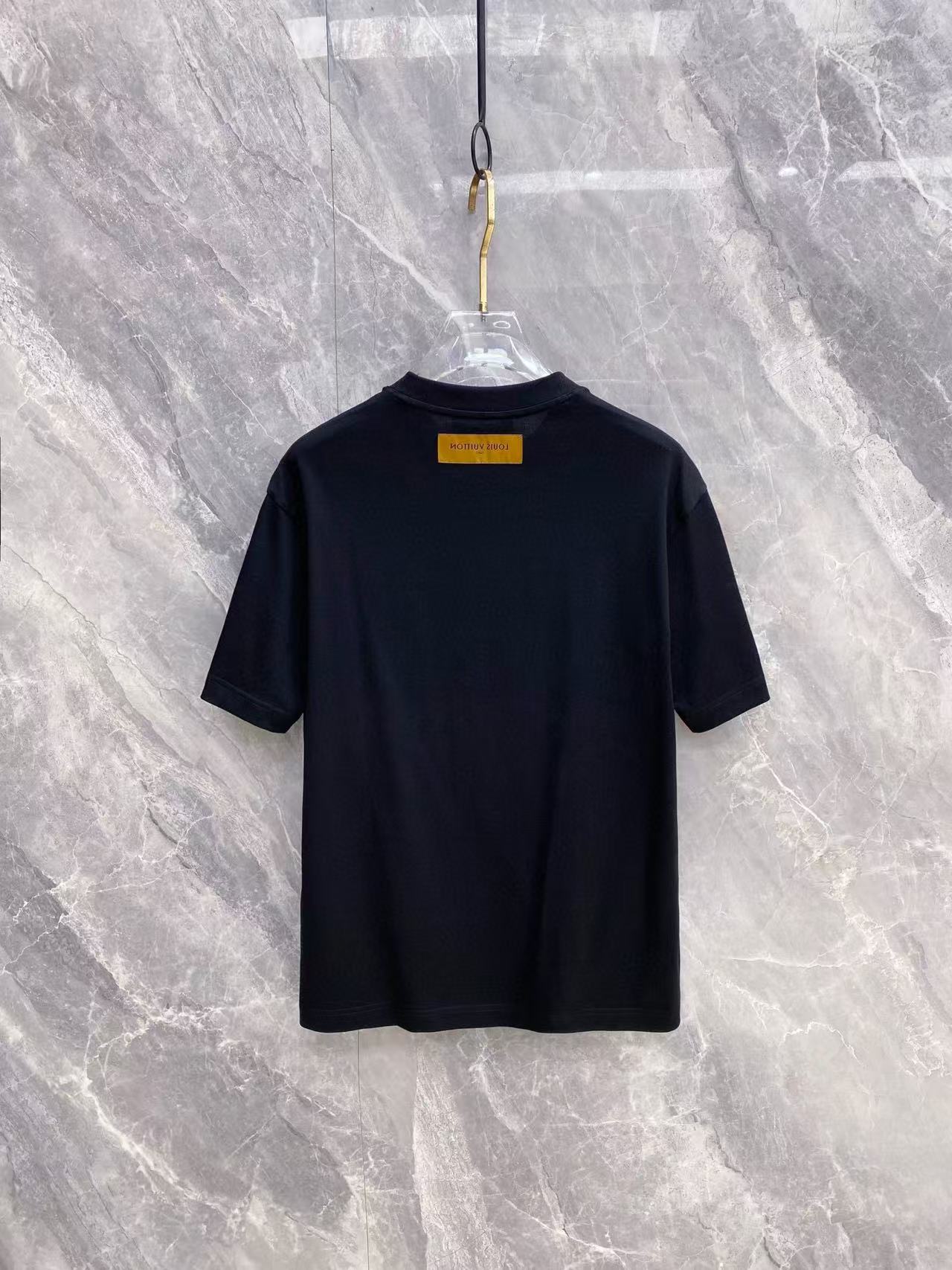 루이비통 루이비통 모노그램 드리핑 플라워 티셔츠 레플리카 3번 이미지 - 의류 | 세미샵 레플리카 사이트