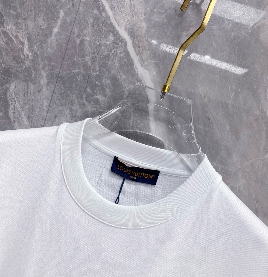 루이비통 루이비통 모노그램 드리핑 플라워 티셔츠 레플리카 12번 이미지 - 의류 | 세미샵 레플리카 사이트