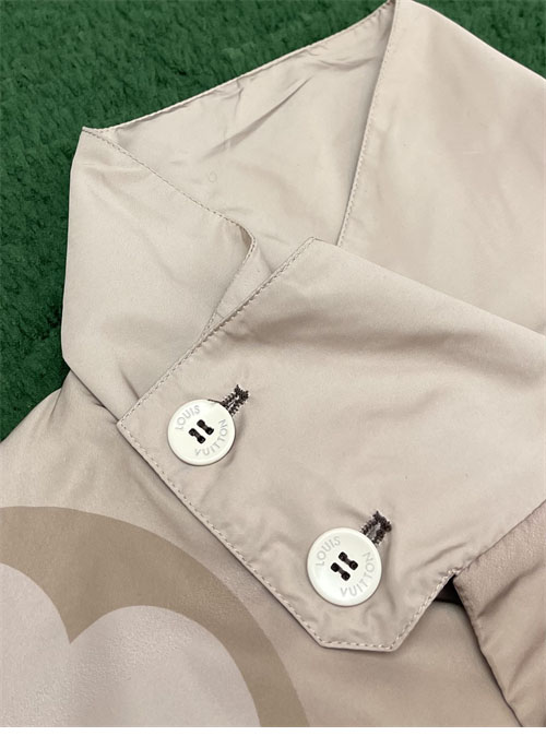 Louis Vuitton 루이비통 모노그램 리버서블 나일론 윈드브레이커 레플리카 6번 이미지 - 의류 | 세미샵 레플리카 사이트