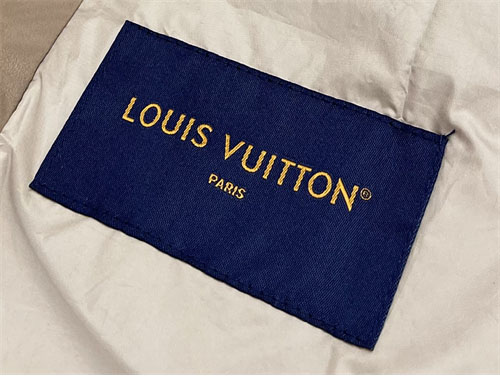 Louis Vuitton 루이비통 모노그램 리버서블 나일론 윈드브레이커 레플리카 9번 이미지 - 의류 | 세미샵 레플리카 사이트