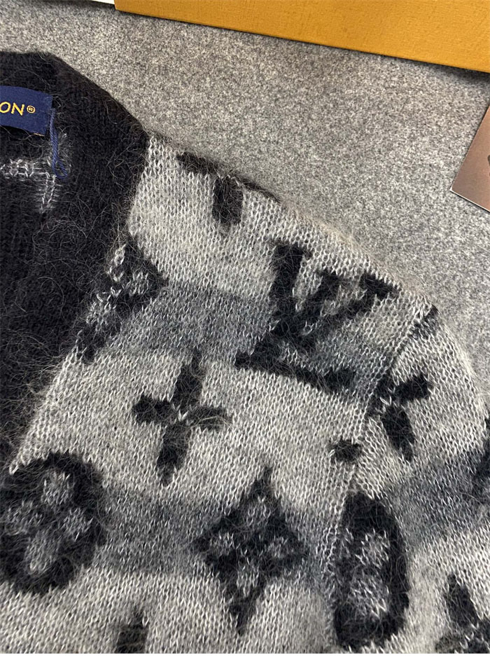 루이비통 루이비통 모노그램 모헤어 니트 가디건 레플리카 11번 이미지 - 의류 | 세미샵 레플리카 사이트