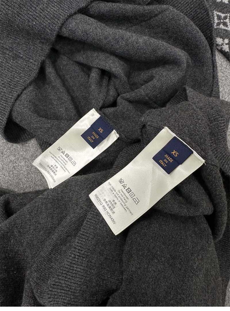 Louis Vuitton 루이비통 모노그램 믹스 캐시미어 V넥 가디건 레플리카 17번 이미지 - 의류 | 세미샵 레플리카 사이트