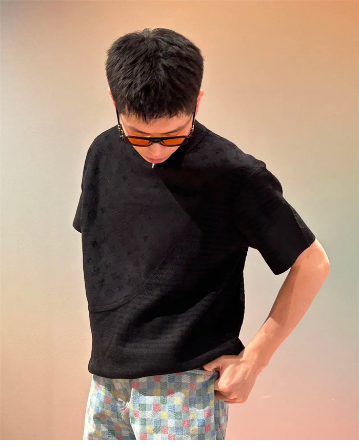 Louis Vuitton 루이비통 모노그램 스트라이프 그래픽 자카드 크루넥 반팔 티셔츠 레플리카 2번 이미지 - 의류 | 세미샵 레플리카 사이트