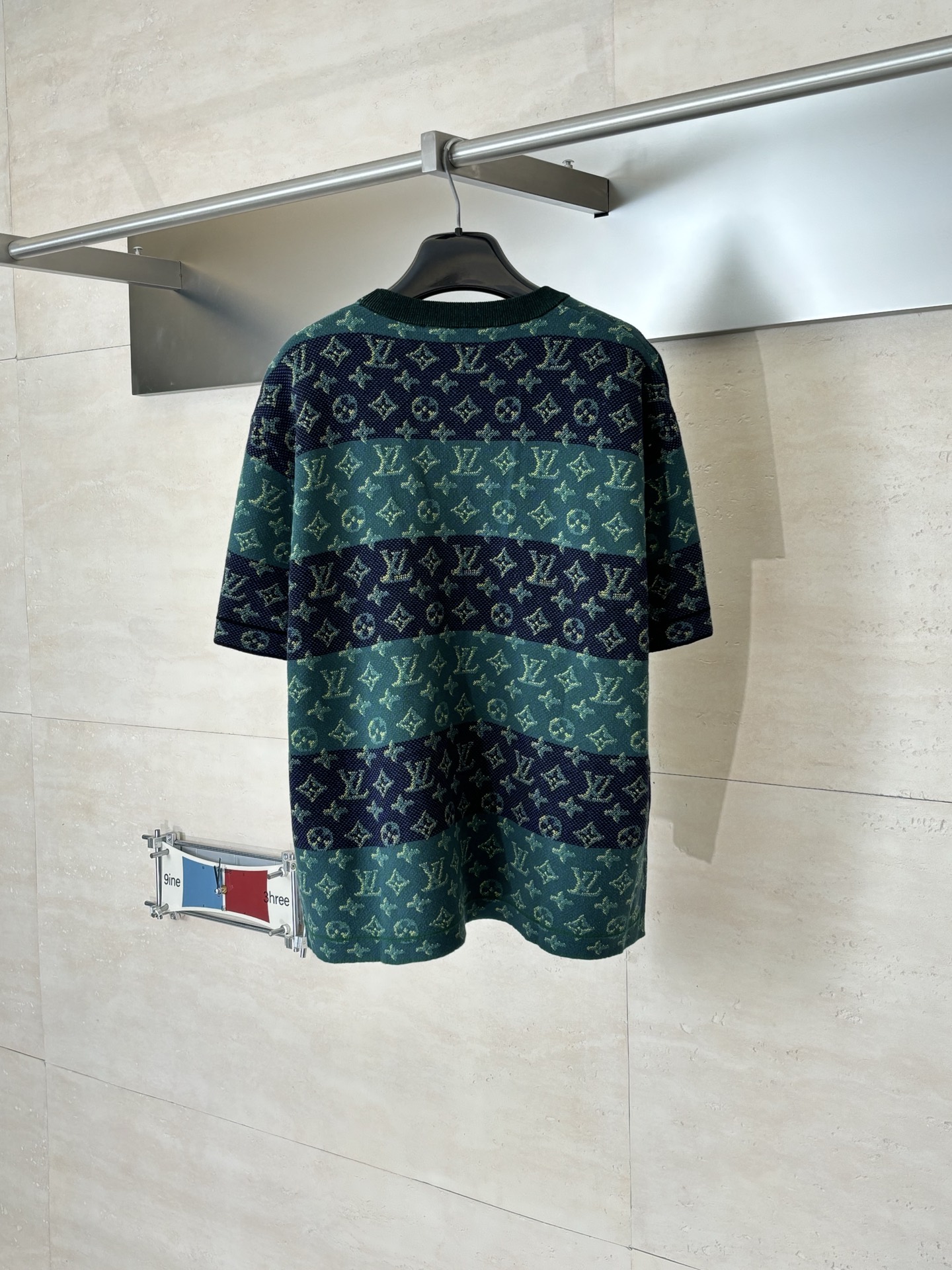 루이비통 루이비통 모노그램 스트라이프 니트 티셔츠 레플리카 2번 이미지 - 의류 | 세미샵 레플리카 사이트