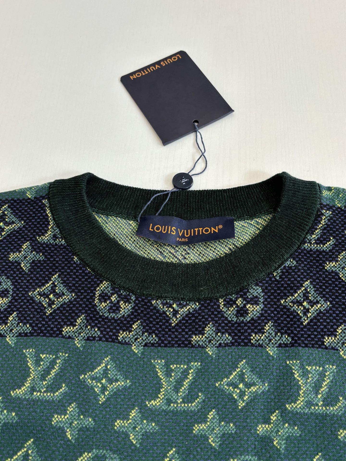 루이비통 루이비통 모노그램 스트라이프 니트 티셔츠 레플리카 6번 이미지 - 의류 | 세미샵 레플리카 사이트