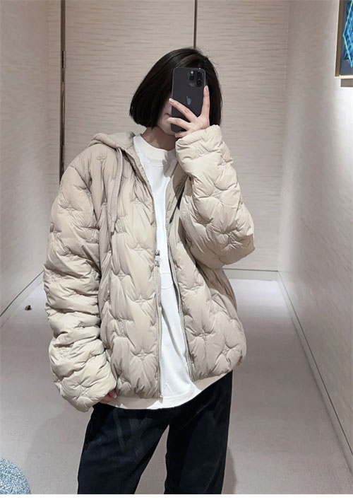 루이비통 루이비통 모노그램 퀼티드 나일론 후드 블루종 레플리카 6번 이미지 - 의류 | 세미샵 레플리카 사이트