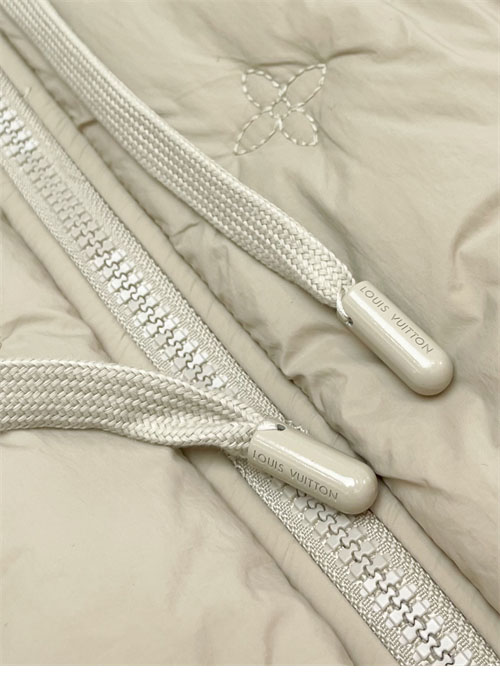 Louis Vuitton 루이비통 모노그램 퀼티드 후디 블루종 2컬러 레플리카 17번 이미지 - 의류 | 세미샵 레플리카 사이트