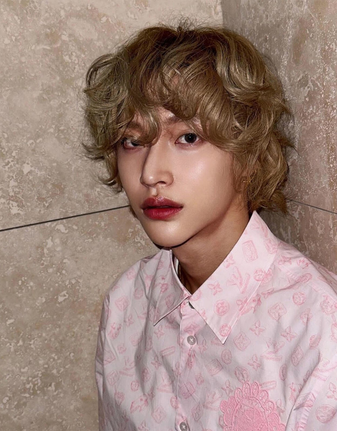 Louis Vuitton 루이비통 모노그램 프린티드 롱 슬리브 셔츠 “2COLOR” 레플리카 4번 이미지 - 의류 | 세미샵 레플리카 사이트