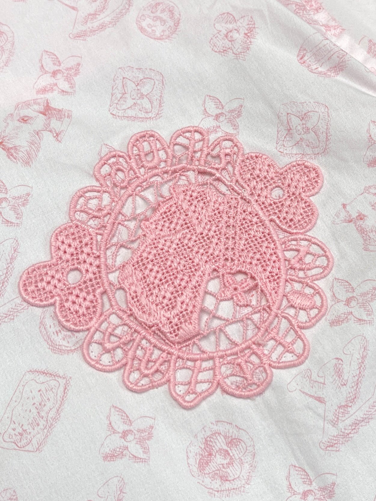 Louis Vuitton 루이비통 모노그램 프린티드 롱 슬리브 셔츠 “2COLOR” 레플리카 10번 이미지 - 의류 | 세미샵 레플리카 사이트