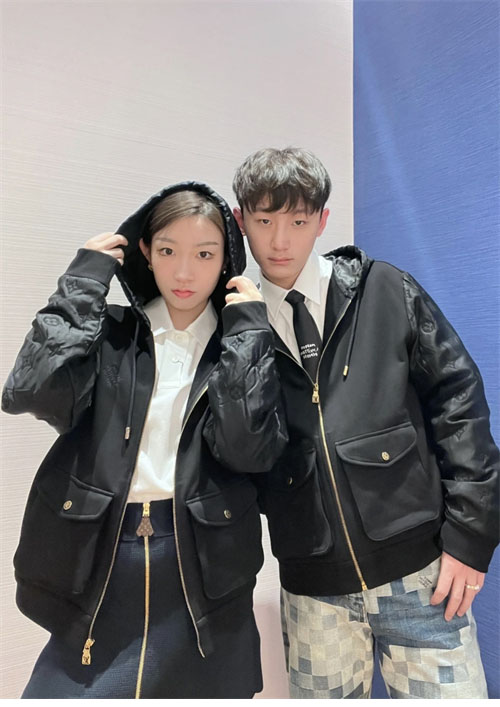 Louis Vuitton 루이비통 모노그램 하이브리드 후드 집업 스웨트셔츠 레플리카 4번 이미지 - 의류 | 세미샵 레플리카 사이트