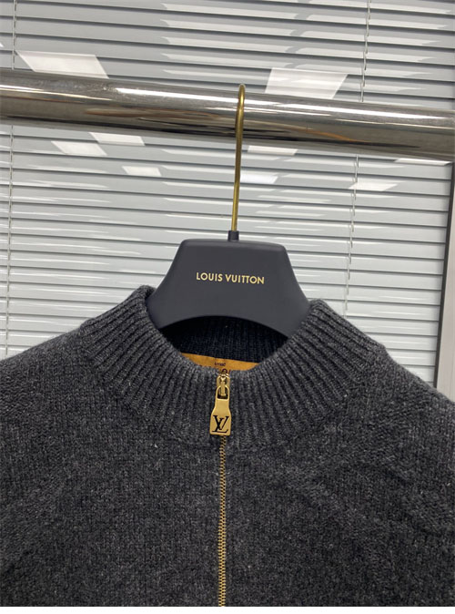 Louis Vuitton 루이비통 빅 모노그램 자카드 울 하프 집업 니트 레플리카 12번 이미지 - 의류 | 세미샵 레플리카 사이트