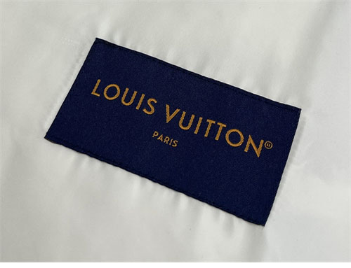 Louis Vuitton 루이비통 스키 SKI 패딩 조끼 베스트 레플리카 9번 이미지 - 의류 | 세미샵 레플리카 사이트