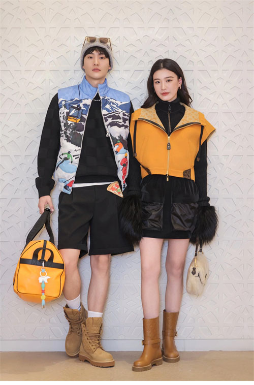 Louis Vuitton 루이비통 스키 SKI 패딩 조끼 베스트 레플리카 11번 이미지 - 의류 | 세미샵 레플리카 사이트