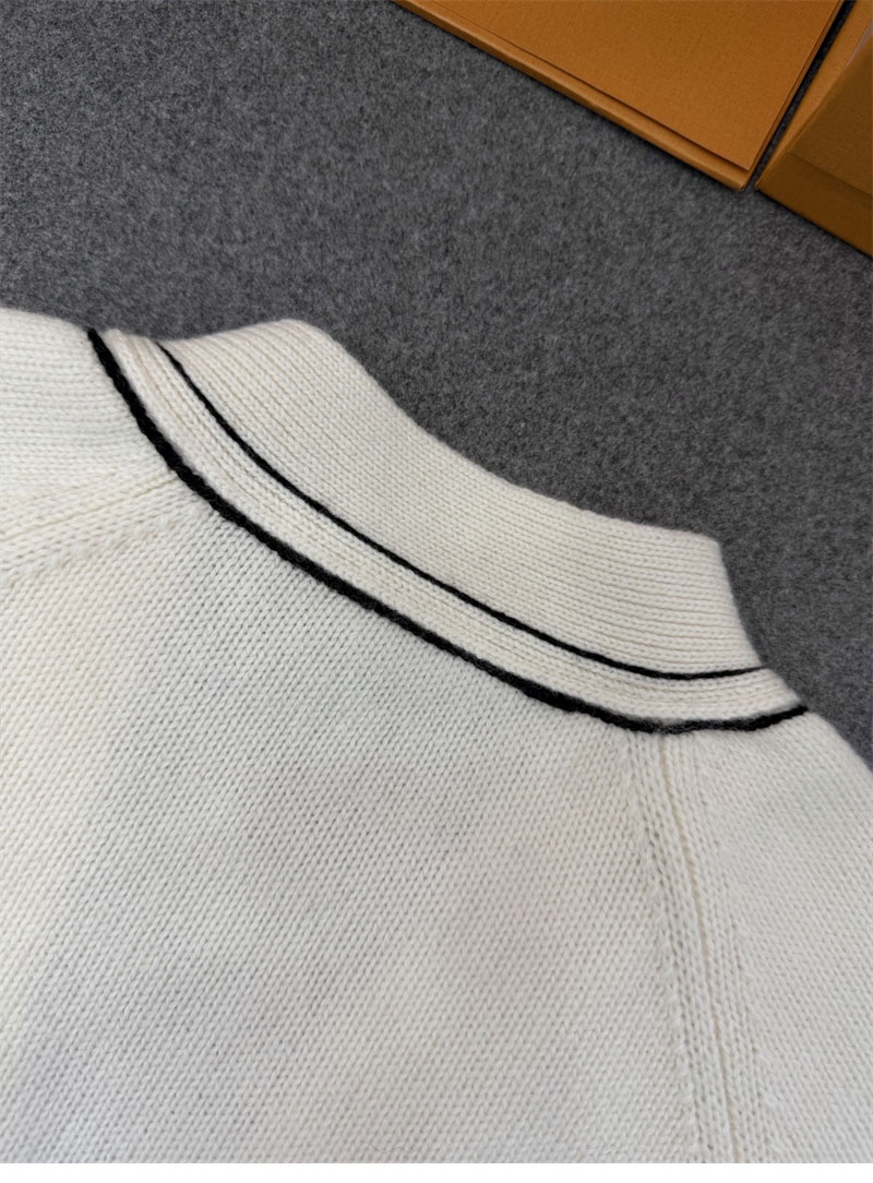 루이비통 루이비통 스트라이프 엑센트 가디건 （터보） 레플리카 15번 이미지 - 의류 | 세미샵 레플리카 사이트