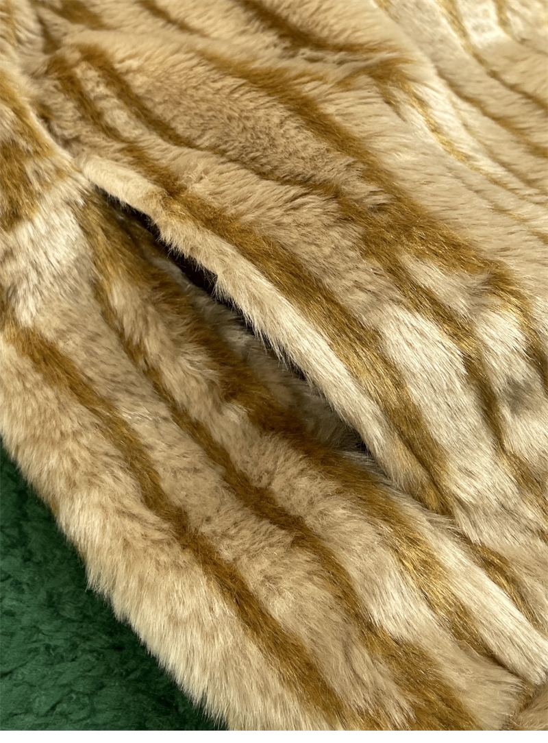 루이비통 루이비통 에피 플리스 후디드 블루종 레플리카 8번 이미지 - 의류 | 세미샵 레플리카 사이트