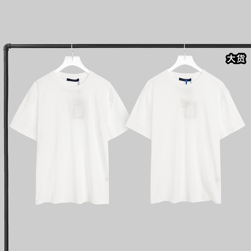 Louis Vuitton 루이비통 엠보스드 LV 반팔 티셔츠 레플리카 1번 이미지 - 의류 | 세미샵 레플리카 사이트