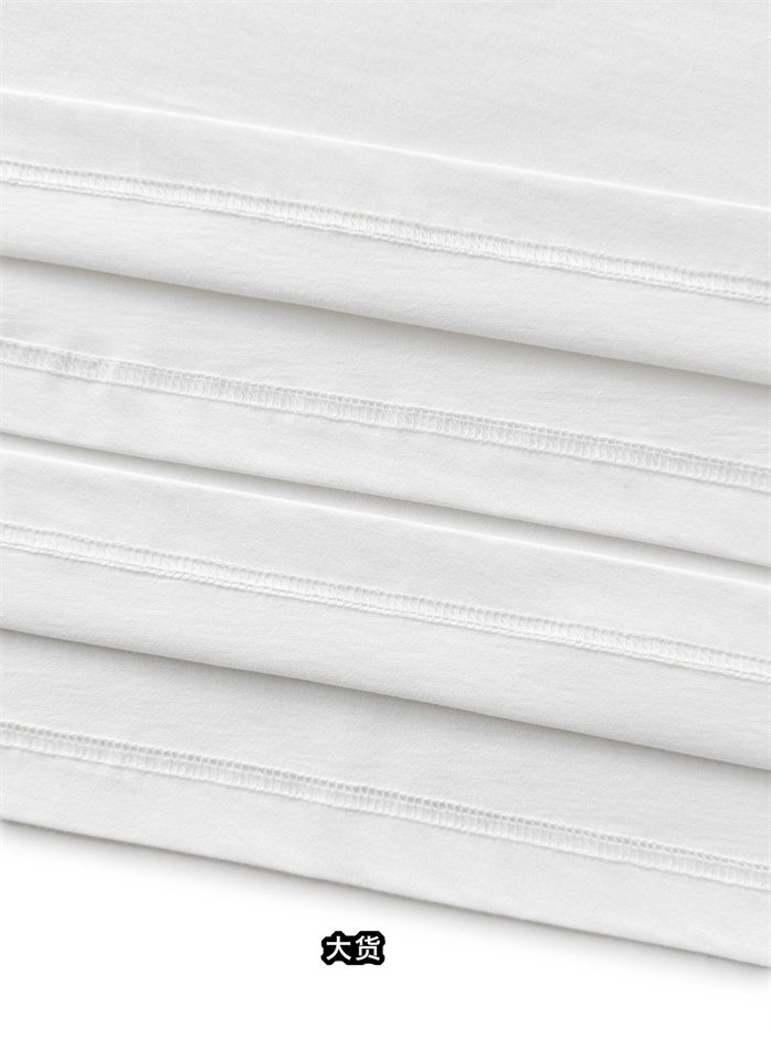 Louis Vuitton 루이비통 엠보스드 LV 반팔 티셔츠 레플리카 17번 이미지 - 의류 | 세미샵 레플리카 사이트