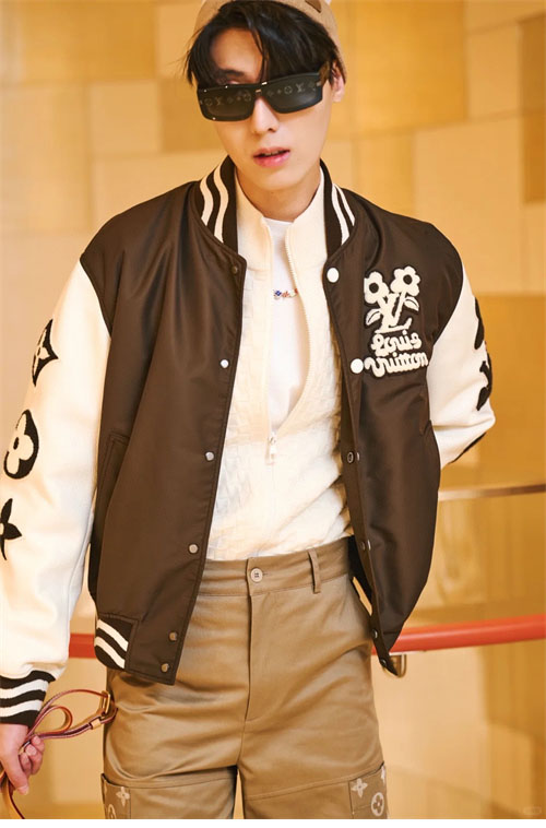 Louis Vuitton 루이비통 엠브로이더드 바시티 자켓 레플리카 22번 이미지 - 의류 | 세미샵 레플리카 사이트