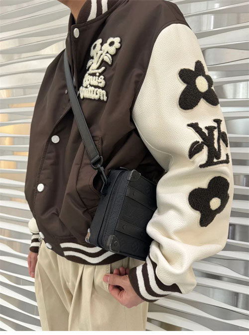 Louis Vuitton 루이비통 엠브로이더드 바시티 자켓 레플리카 24번 이미지 - 의류 | 세미샵 레플리카 사이트