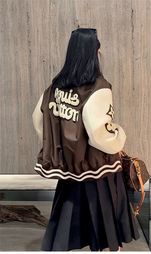 Louis Vuitton 루이비통 엠브로이더드 바시티 자켓 레플리카 27번 이미지 - 의류 | 세미샵 레플리카 사이트