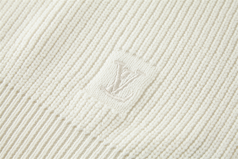Louis Vuitton 루이비통 엠브로이더드 시그니처 캐시미어 크루넥 레플리카 6번 이미지 - 의류 | 세미샵 레플리카 사이트