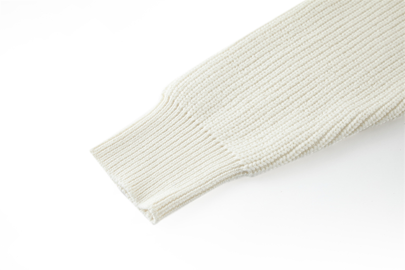 Louis Vuitton 루이비통 엠브로이더드 시그니처 캐시미어 크루넥 레플리카 7번 이미지 - 의류 | 세미샵 레플리카 사이트