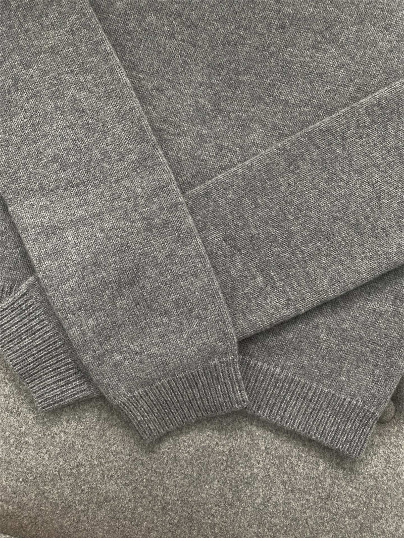 Louis Vuitton 루이비통 엠브로이더드 시그니처 캐시미어 풀오버 니트 레플리카 15번 이미지 - 의류 | 세미샵 레플리카 사이트