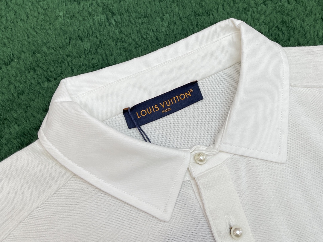 Louis Vuitton 루이비통 엠브로이더드 코튼 블렌드 폴로 반팔 티셔츠 “2COLOR” 레플리카 17번 이미지 - 의류 | 세미샵 레플리카 사이트