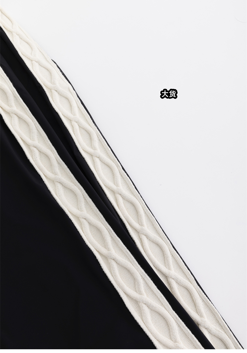 루이비통 루이비통 엠브로이더드 테크니컬 트랙 팬츠 레플리카 21번 이미지 - 의류 | 세미샵 레플리카 사이트