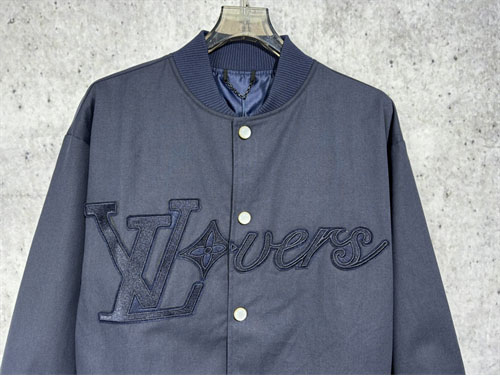 Louis Vuitton 루이비통 엠브로이더드 LV 러버 블루종 자켓 레플리카 7번 이미지 - 의류 | 세미샵 레플리카 사이트