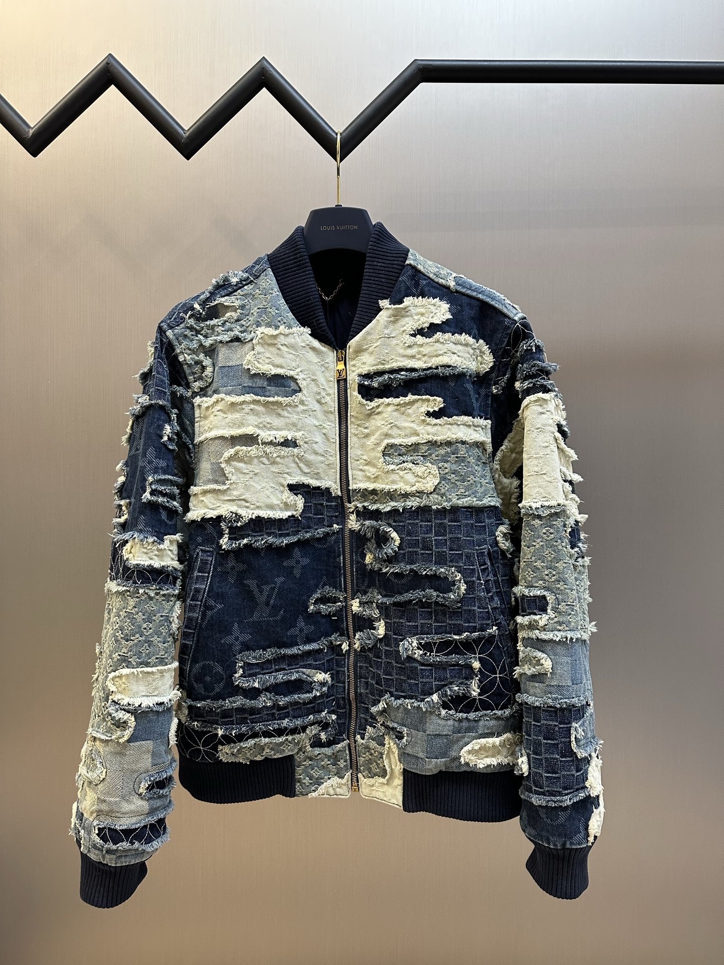 루이비통 루이비통 패치워크 데님 봄버 자켓 레플리카 1번 이미지 - 의류 | 세미샵 레플리카 사이트