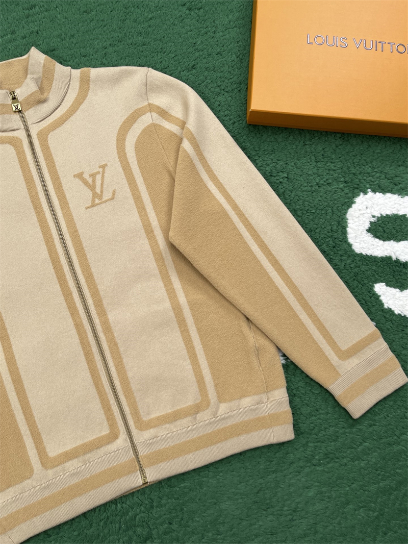루이비통 루이비통 하우스 시그니처 니트 트랙 탑 레플리카 2번 이미지 - 의류 | 세미샵 레플리카 사이트