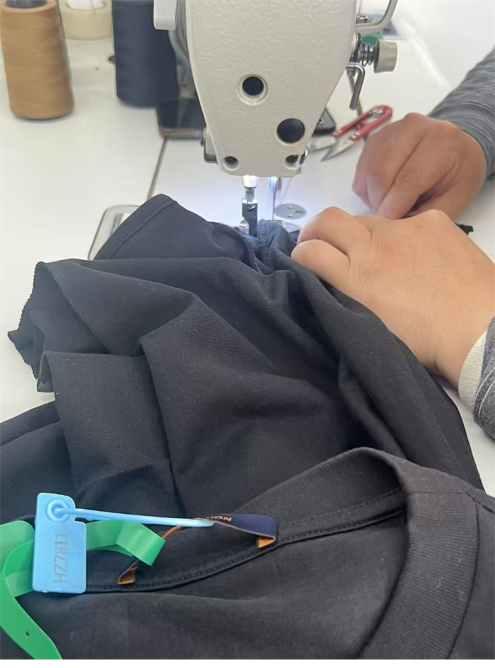 Louis Vuitton 루이비통 2054 시그니처 반팔 티셔츠 레플리카 16번 이미지 - 의류 | 세미샵 레플리카 사이트