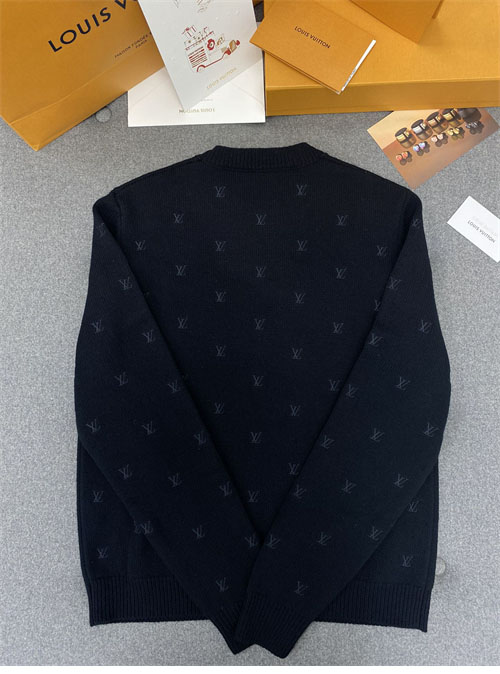 Louis Vuitton 루이비통 24FW 엠브로이더드 시그니처 메리노 크루넥 1AFIXC 레플리카 11번 이미지 - 의류 | 세미샵 레플리카 사이트