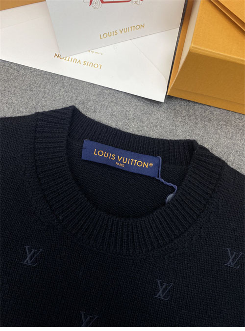 Louis Vuitton 루이비통 24FW 엠브로이더드 시그니처 메리노 크루넥 1AFIXC 레플리카 14번 이미지 - 의류 | 세미샵 레플리카 사이트