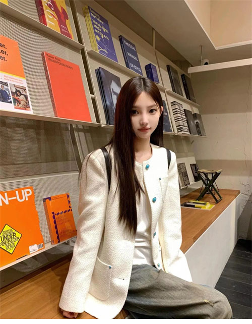 Louis Vuitton 루이비통 25SS 컬렉션 트위드 자켓 레플리카 18번 이미지 - 의류 | 세미샵 레플리카 사이트