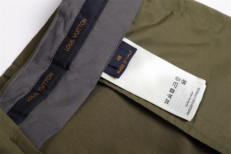 Louis Vuitton 루이비통 3D 포켓 카고 팬츠 레플리카 12번 이미지 - 의류 | 세미샵 레플리카 사이트