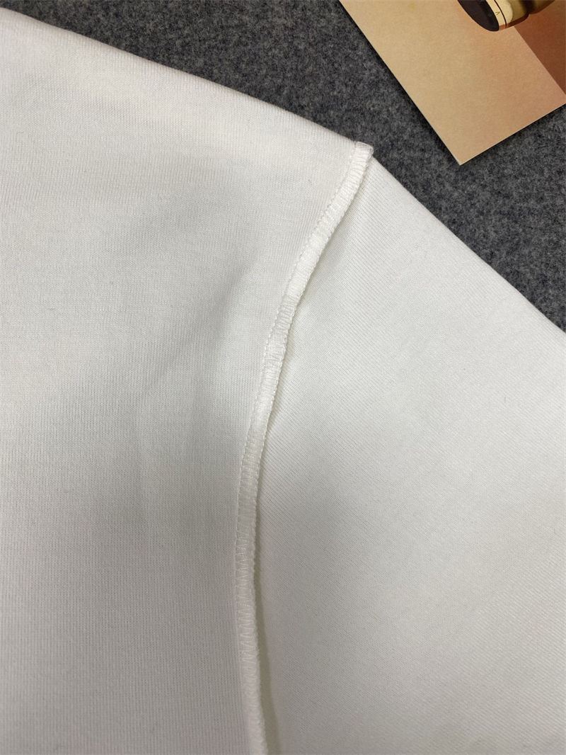 Louis Vuitton 루이비통 LV 엠보스드 반팔 티셔츠 레플리카 20번 이미지 - 의류 | 세미샵 레플리카 사이트