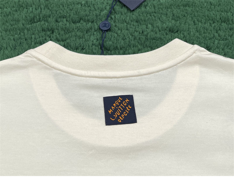 루이비통 루이비통 LV 클럽 플래그 모티프 인따르시아 그래픽 티셔츠 레플리카 12번 이미지 - 의류 | 세미샵 레플리카 사이트